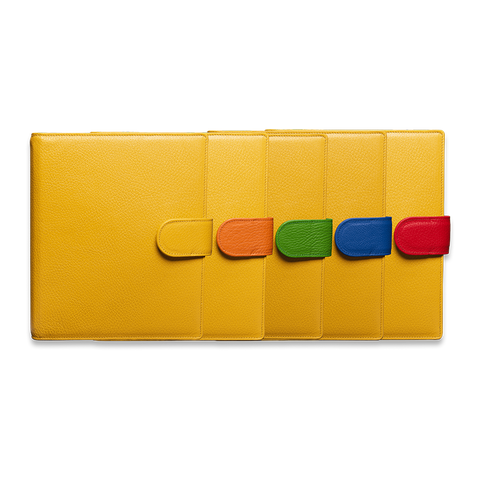 Das Bunte Ringbuch in Gelb mit verschiedenen Laschen Das Bunte Ringbuch in Gelb mit verschiedenen Laschen